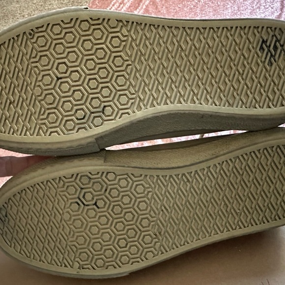 BURBERRY LOGO SNEAKERS GABARDINE BEIGE ICONIC STRIPE LOGO RED 6.5/37 Authentic - Picture 4 of 8